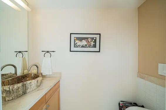 8664 Seascape Drive, West Vancouver For Sale - image 17