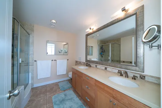 8664 Seascape Drive, West Vancouver For Sale - image 26
