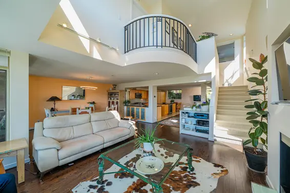 8664 Seascape Drive, West Vancouver For Sale - image 5