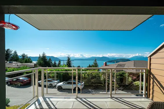 8664 Seascape Drive, West Vancouver For Sale - image 7