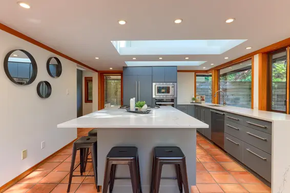 2423 Birney Place, North Vancouver For Sale - image 10