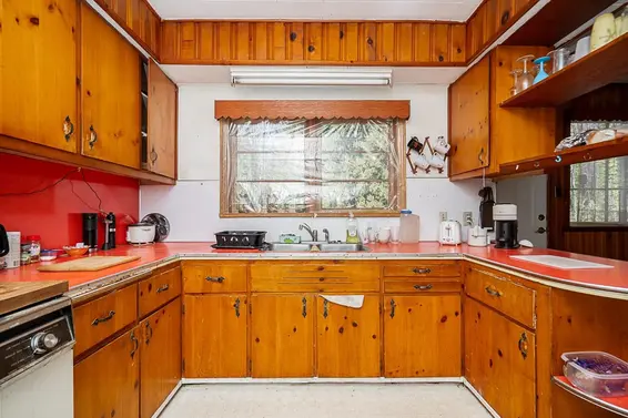 2212 Old Dollarton Road, North Vancouver For Sale - image 12