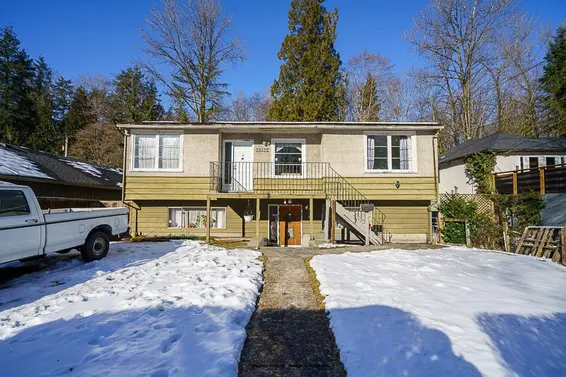 2212 Old Dollarton Road, North Vancouver For Sale - image 2