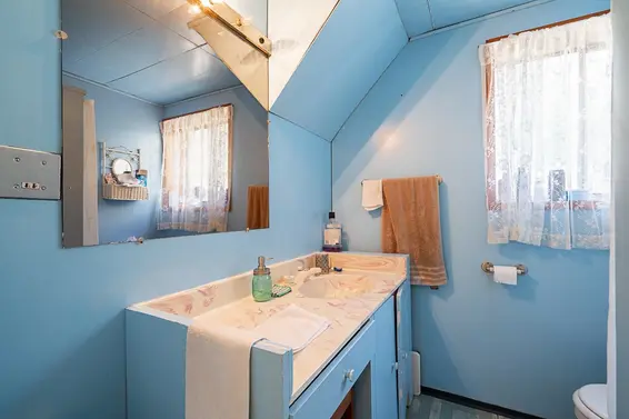 2212 Old Dollarton Road, North Vancouver For Sale - image 26