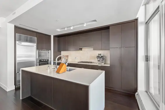 1804 1320 Chesterfield Avenue, North Vancouver For Sale - image 11