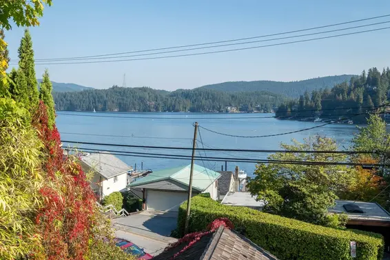 2621 Panorama Drive, North Vancouver