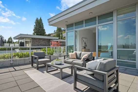 702 876 Keith Road, West Vancouver For Sale - image 3
