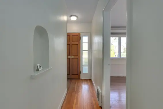 509 East Keith Road, North Vancouver For Sale - image 18