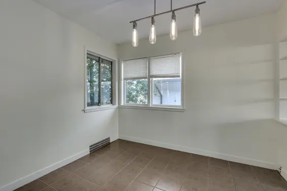 509 East Keith Road, North Vancouver For Sale - image 5