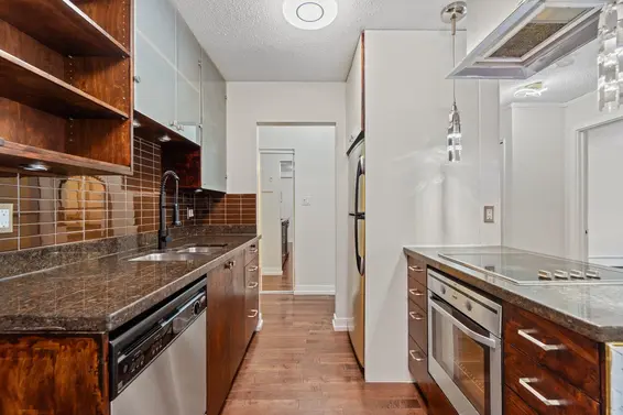 202 250 West 1st Street, North Vancouver For Sale - image 10