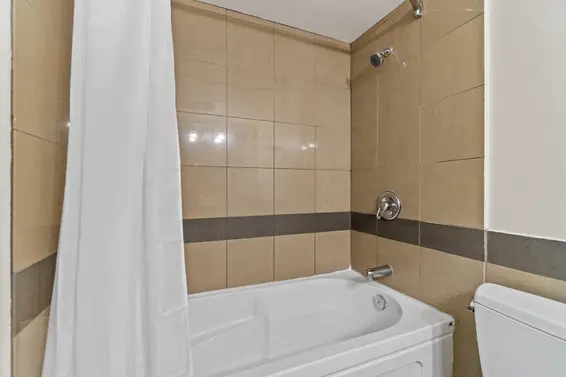 202 250 West 1st Street, North Vancouver For Sale - image 15