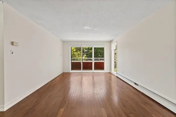 202 250 West 1st Street, North Vancouver For Sale - image 3
