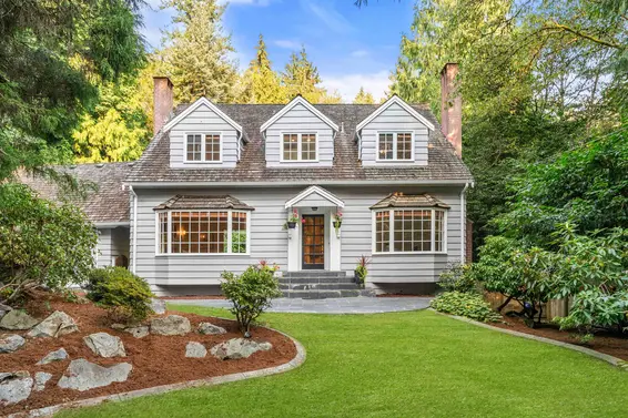 3955 Westridge Avenue, West Vancouver