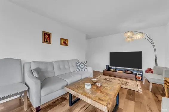 1404 2024 Fullerton Avenue, North Vancouver For Sale - image 10