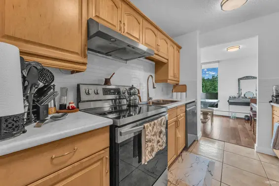 1404 2024 Fullerton Avenue, North Vancouver For Sale - image 13