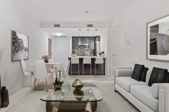 1001 172 Victory Ship Way, North Vancouver