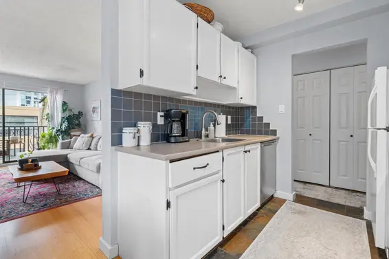 312 131 West 4th Street, North Vancouver For Sale - image 12