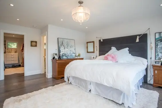 1812 Cardinal Crescent, North Vancouver For Sale - image 21