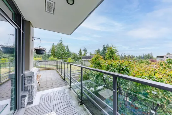205 1295 Conifer Street, North Vancouver
