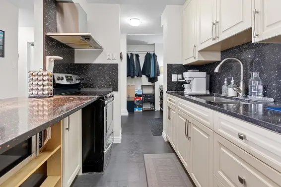 1808 2016 Fullerton Avenue, North Vancouver For Sale - image 10