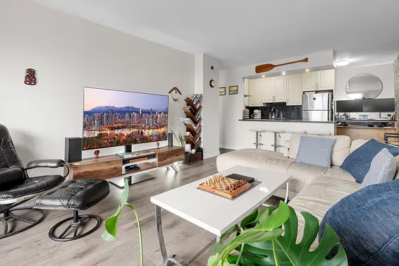 1808 2016 Fullerton Avenue, North Vancouver For Sale - image 3