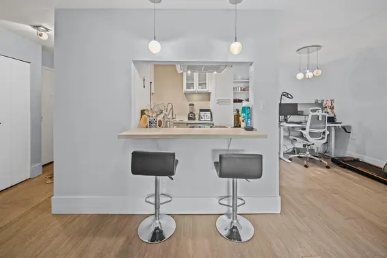 210 141 West 13th Street, North Vancouver For Sale - image 8