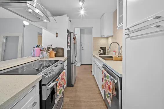 210 141 West 13th Street, North Vancouver For Sale - image 9