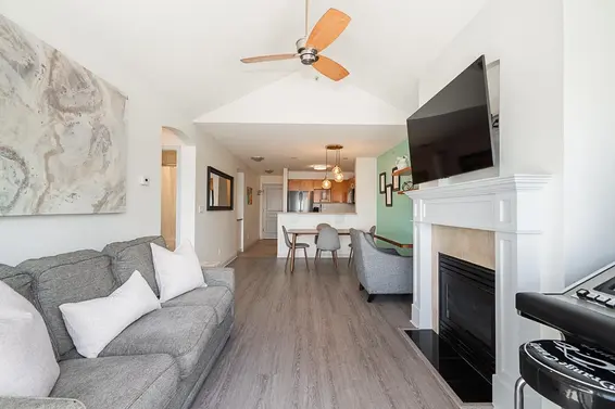 409 365 East 1st Street, North Vancouver For Sale - image 13
