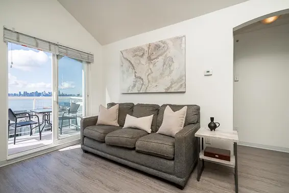 409 365 East 1st Street, North Vancouver For Sale - image 17
