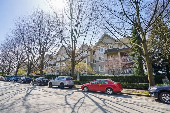 409 365 East 1st Street, North Vancouver For Sale - image 3