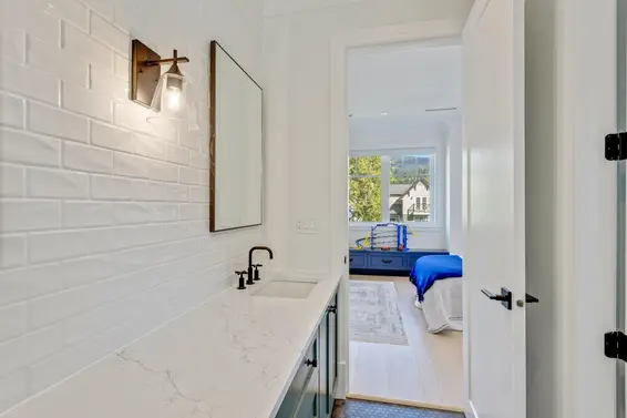 345 East 20th Street, North Vancouver For Sale - image 16