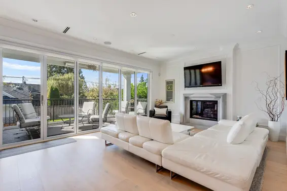 345 East 20th Street, North Vancouver For Sale - image 24