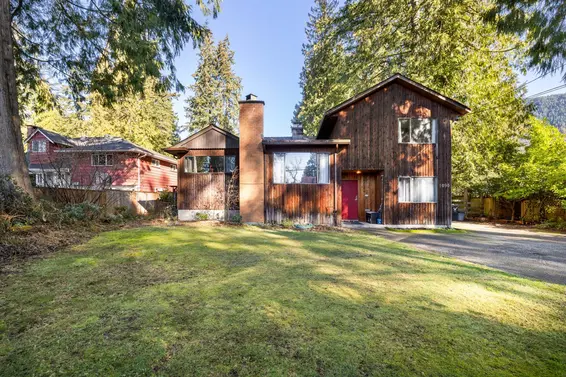 1090 Handsworth Road, North Vancouver For Sale - image 23