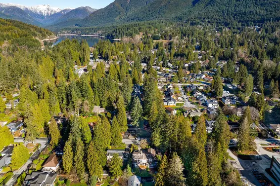 1090 Handsworth Road, North Vancouver For Sale - image 28