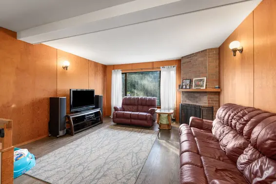 1090 Handsworth Road, North Vancouver For Sale - image 9