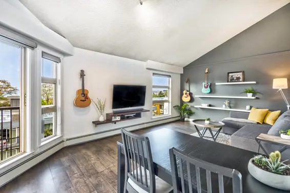 305 235 West 4th Street, North Vancouver