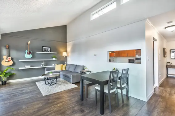 305 235 West 4th Street, North Vancouver For Sale - image 3