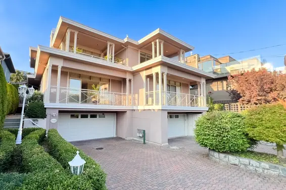 2352 Marine Drive, West Vancouver For Sale - image 3