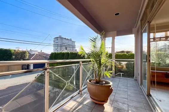 2352 Marine Drive, West Vancouver For Sale - image 32