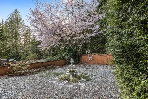 5853 Grousewoods Crescent, North Vancouver For Sale - image 25