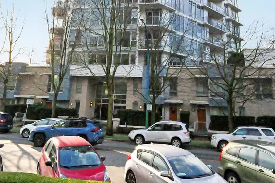 203 175 West 2nd Street, North Vancouver For Sale - image 17