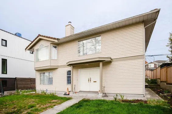 612 East 3rd Street, North Vancouver For Sale - image 13