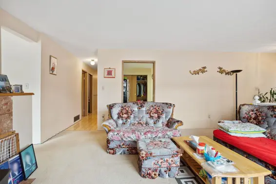 612 East 3rd Street, North Vancouver For Sale - image 6
