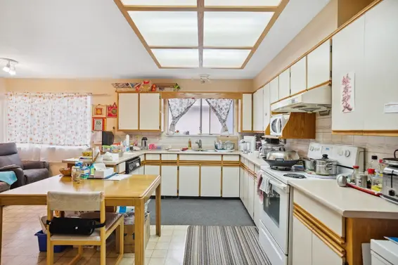 612 East 3rd Street, North Vancouver For Sale - image 8