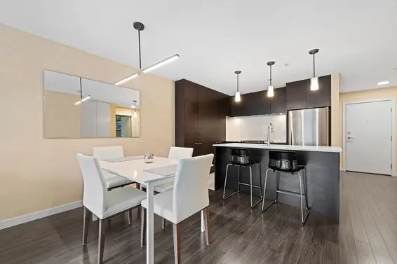 312 1679 Lloyd Avenue, Vancouver
