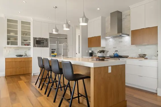 291 Monteray Avenue, North Vancouver For Sale - image 11