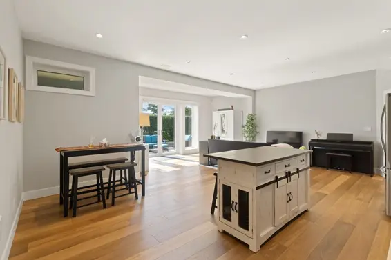 291 Monteray Avenue, North Vancouver For Sale - image 30