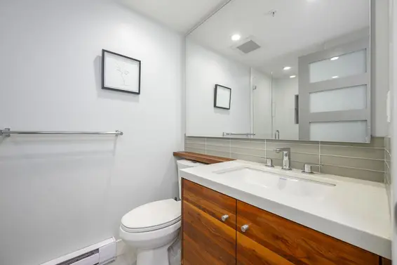 204 124 West 3rd Street, North Vancouver For Sale - image 15