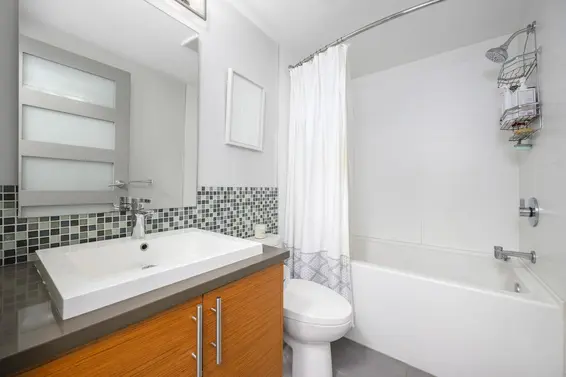 204 124 West 3rd Street, North Vancouver For Sale - image 20