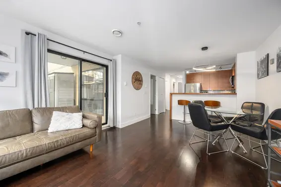 204 124 West 3rd Street, North Vancouver For Sale - image 3